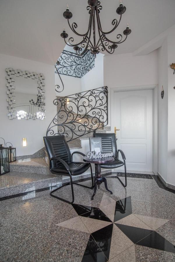 פאז'אנה Hotel Villa Vera מראה חיצוני תמונה